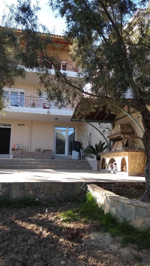 Ilios Apartment Pogoniá Екстериор снимка